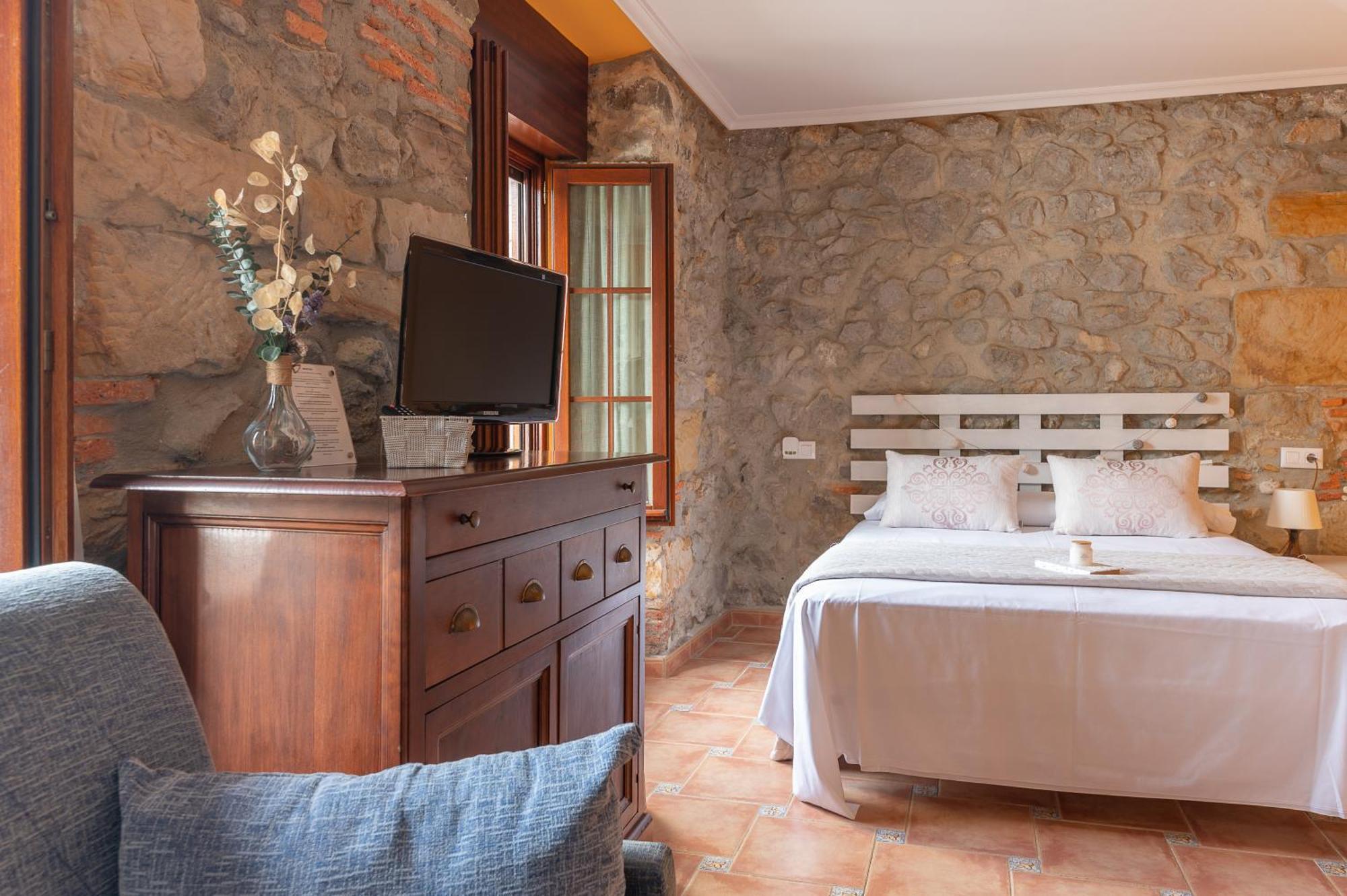 Apartamentos El Cruce De Moraton Cobreces Exterior photo